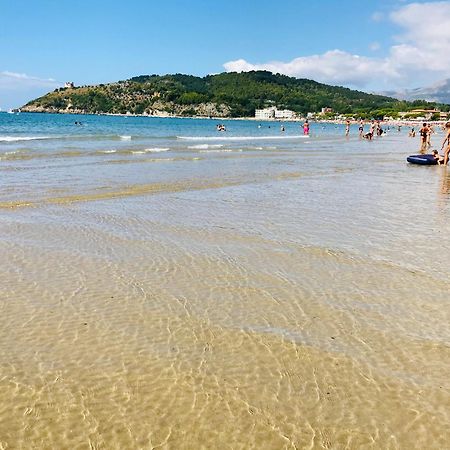 Minturnae Hotel Scauri  Bagian luar foto