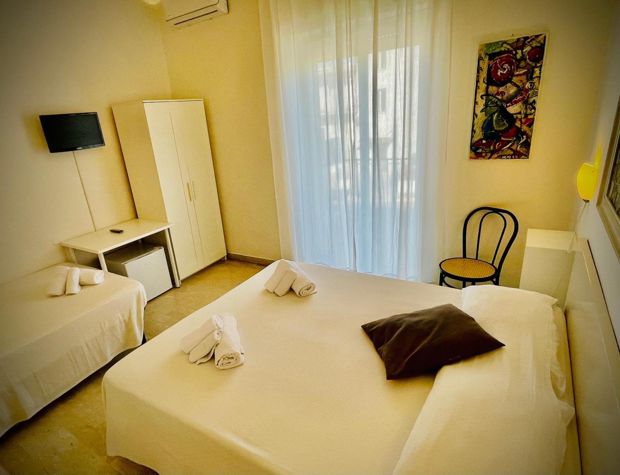 Minturnae Hotel Scauri  Bagian luar foto