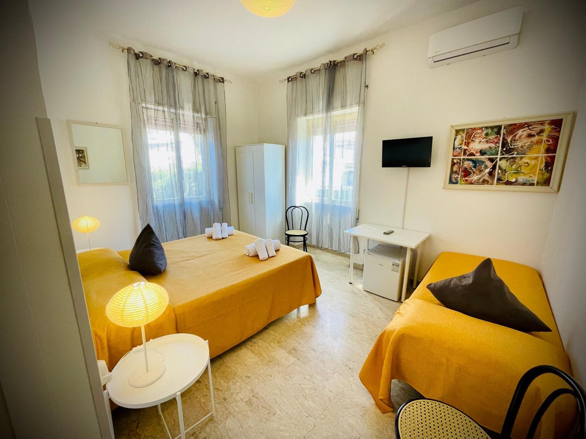 Minturnae Hotel Scauri  Bagian luar foto
