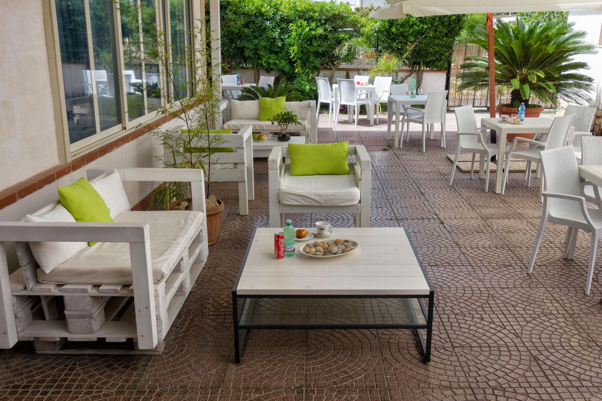 Minturnae Hotel Scauri  Bagian luar foto